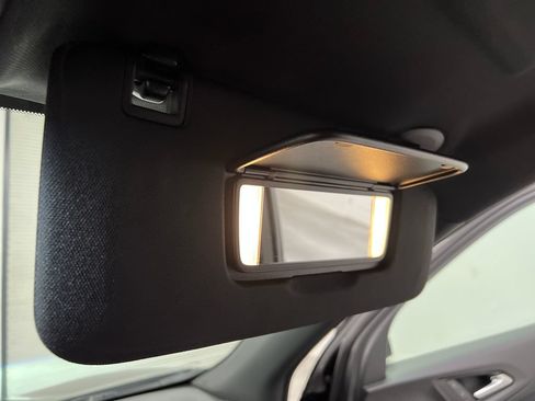 Used 2026 Chevrolet Equinox LT FWD image 64