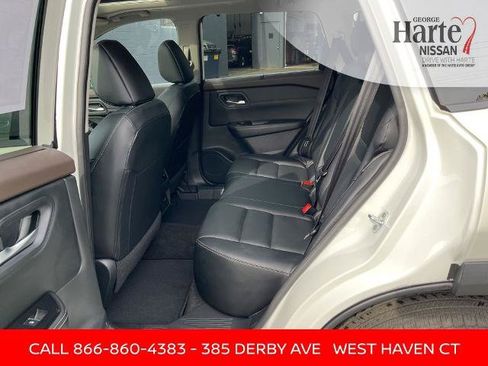 Certified 2023 Nissan Rogue SL w/ SL Premium Package AWD/4WD image 24