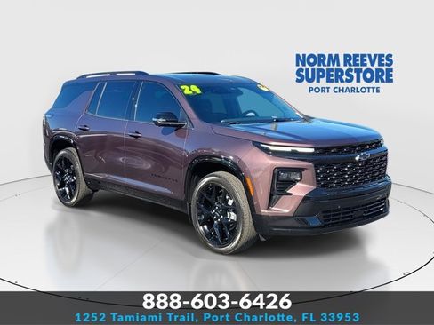 Used 2024 Chevrolet Traverse RS image 1