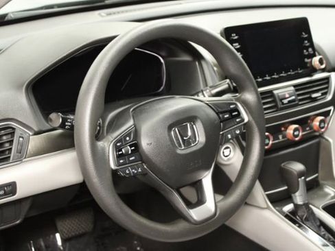 Used 2018 Honda Accord LX image 12