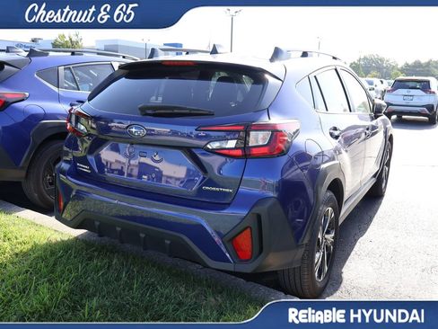 Used 2025 Subaru Crosstrek 2.5i Premium AWD/4WD image 22