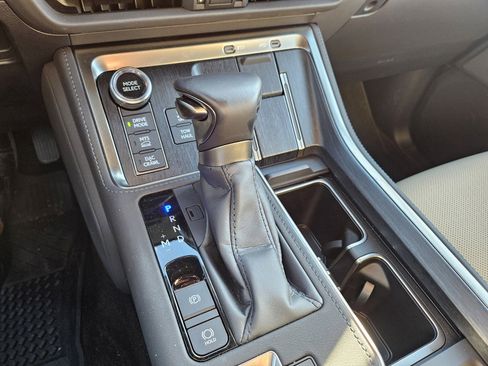 Used 2025 Lexus GX 550 image 14