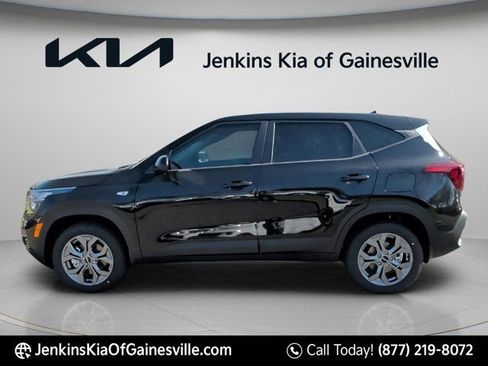 New 2026 Kia Seltos LX image 5