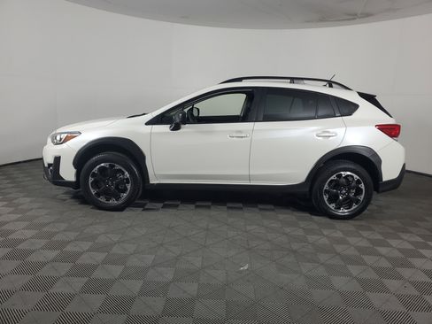 Used 2023 Subaru Crosstrek 2.0i image 7