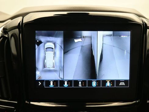Used 2020 Chevrolet Traverse Premier w/ LPO, Floor Liner Package FWD image 30