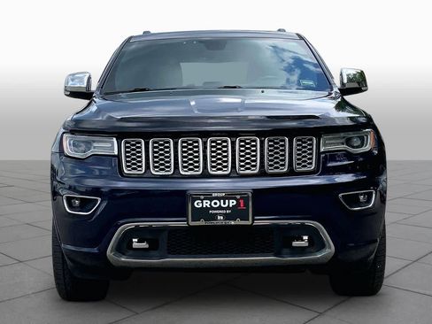Used 2017 Jeep Grand Cherokee Overland AWD/4WD image 4