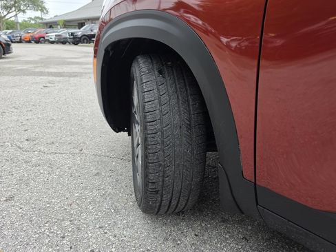 Used 2022 Kia Seltos S FWD image 32