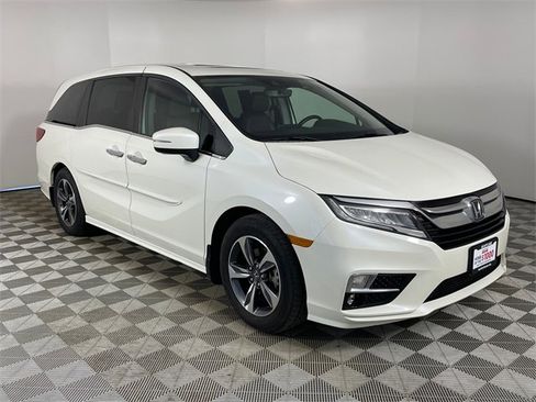Used 2018 Honda Odyssey Touring image 26