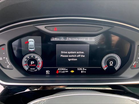 Used 2021 Audi A8 L 3.0T w/ Executive Plus Package image 23