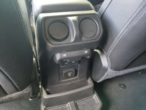 Used 2020 Jeep Wrangler Unlimited Sahara w/ Cold Weather Group AWD/4WD image 14
