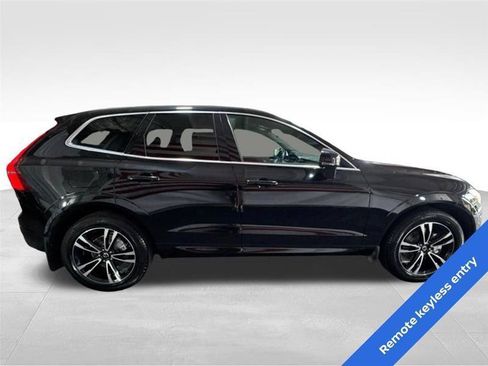 Used 2021 Volvo XC60 T5 Momentum AWD/4WD image 4