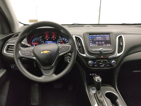 Used 2020 Chevrolet Equinox LT image 22