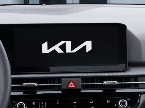 New 2026 Kia Sportage LX image 20