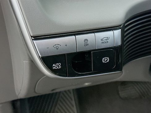 Used 2024 Hyundai Ioniq 5 SEL RWD image 17