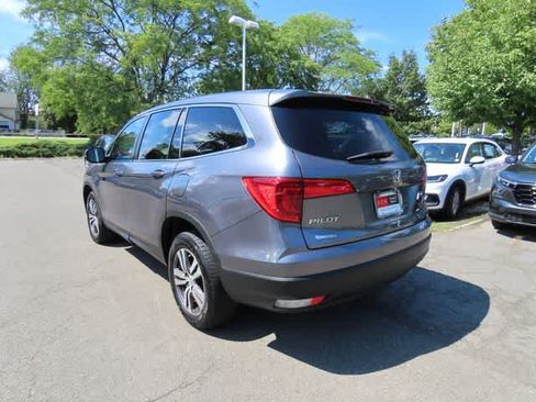 Used 2016 Honda Pilot EX image 4
