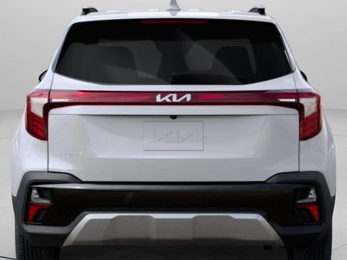 New 2026 Kia Seltos S image 7