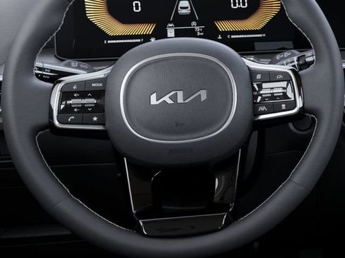 Certified 2025 Kia Sorento S AWD/4WD image 23