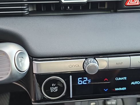 Certified 2024 Hyundai Ioniq 5 Limited image 24