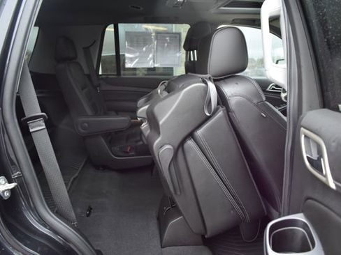 Used 2020 GMC Yukon Denali w/ Denali Ultimate Black Edition AWD/4WD image 47