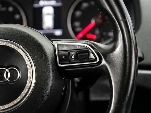 Used 2016 Audi Q3 2.0T Prestige w/ Prestige Package image 18