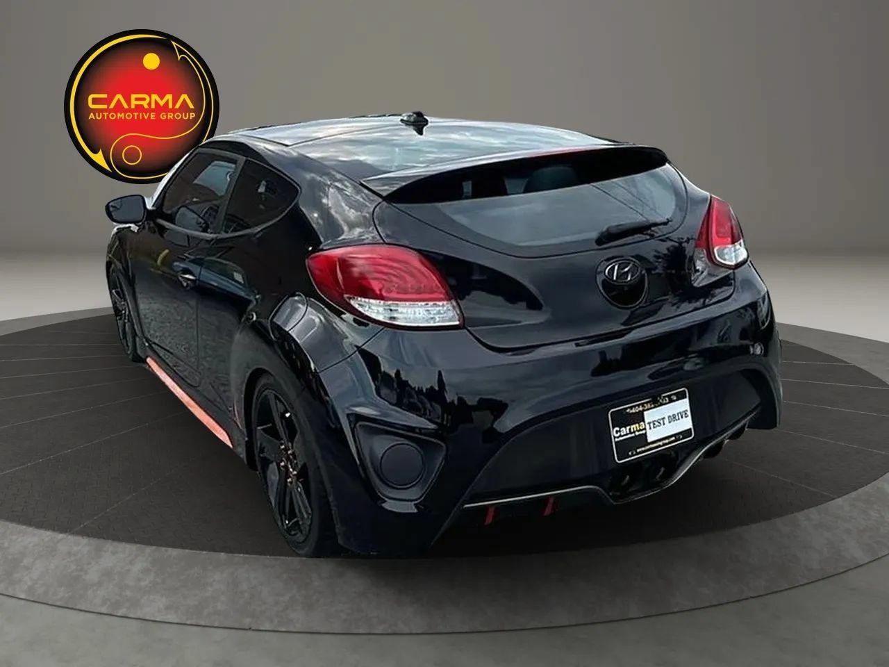 Used 2015 Hyundai Veloster Turbo FWD image 3