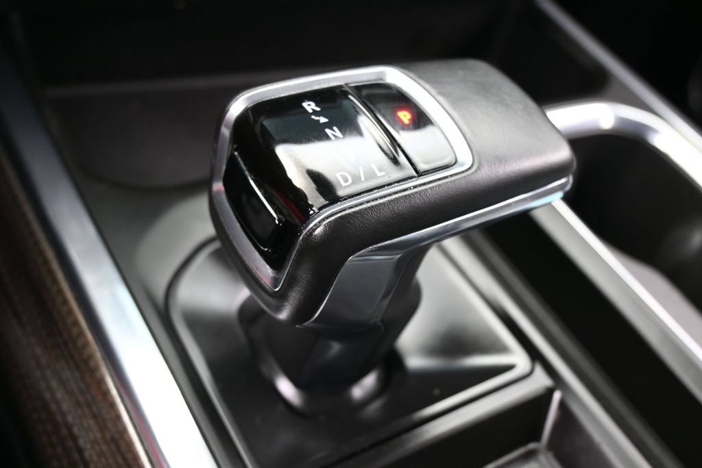 Used 2024 Chevrolet Silverado 1500 LT RWD image 24