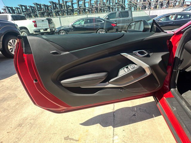 Used 2019 Chevrolet Camaro SS RWD image 8