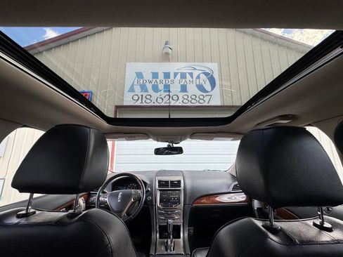 Used 2013 Lincoln MKX FWD image 18