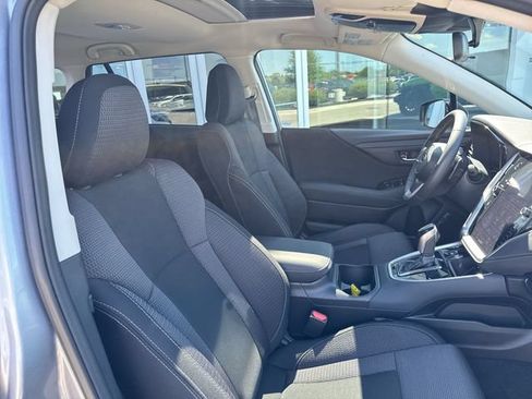 Used 2025 Subaru Outback Premium AWD/4WD image 18
