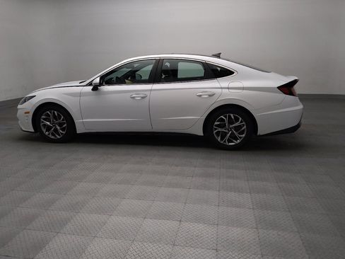 Used 2020 Hyundai Sonata SEL w/ Premium + Sunroof Package FWD image 3