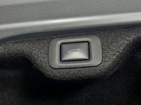 Certified 2023 Lexus ES 350 w/ Premium Package image 32