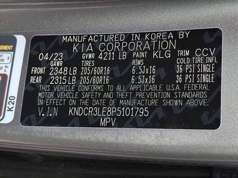 Used 2023 Kia Niro EX image 26