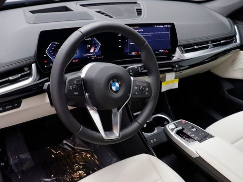 New 2026 BMW X1 xDrive28i w/ Technology Package image 6
