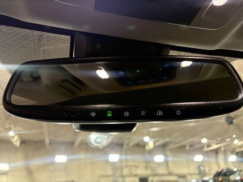 Used 2022 Toyota Camry XSE image 15