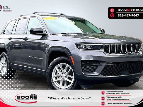 Certified 2024 Jeep Grand Cherokee Laredo X w/ Trailer Tow Package AWD/4WD image 1