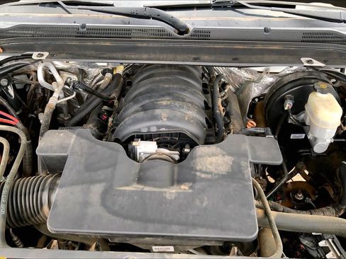 Used 2017 Chevrolet Tahoe LT RWD image 32