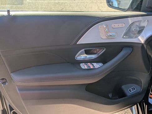 Used 2025 Mercedes-Benz GLE 53 AMG 4MATIC image 12