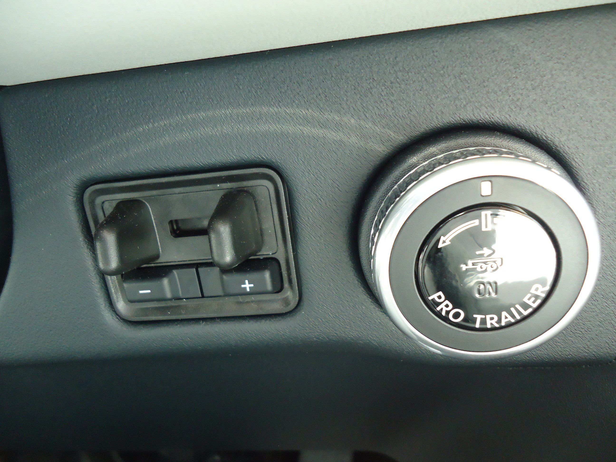 Used 2026 Lincoln Navigator Reserve AWD/4WD image 24