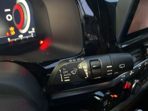 New 2026 Nissan Pathfinder Platinum image 49