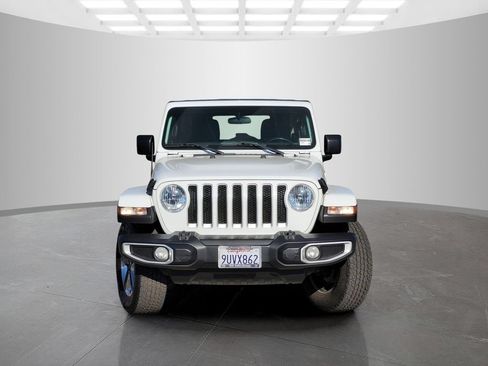 Used 2021 Jeep Wrangler Unlimited Sahara AWD/4WD image 2