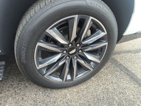 Used 2023 Cadillac Escalade Sport Platinum image 5