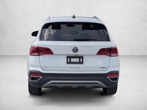 Used 2023 Volkswagen Taos SE w/ Panoramic Sunroof Package AWD/4WD image 6