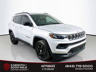 Used 2024 Jeep Compass Latitude AWD/4WD video 1