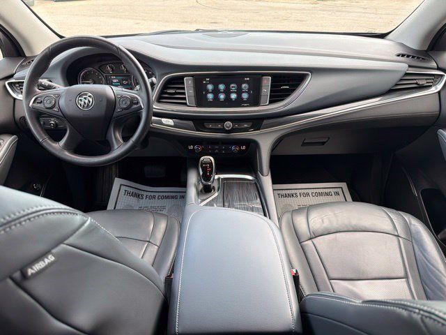 Used 2018 Buick Enclave Essence AWD/4WD image 26