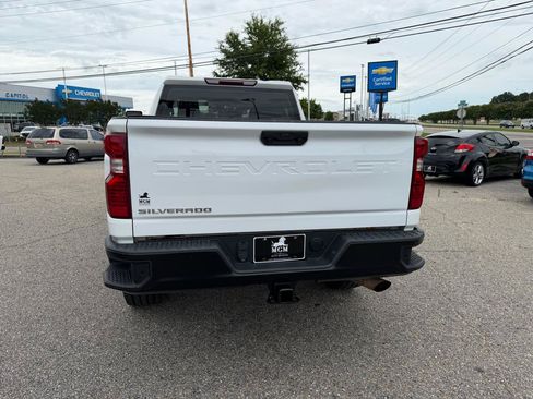 Used 2022 Chevrolet Silverado 2500 W/T w/ WT Fleet Convenience Package AWD/4WD image 18