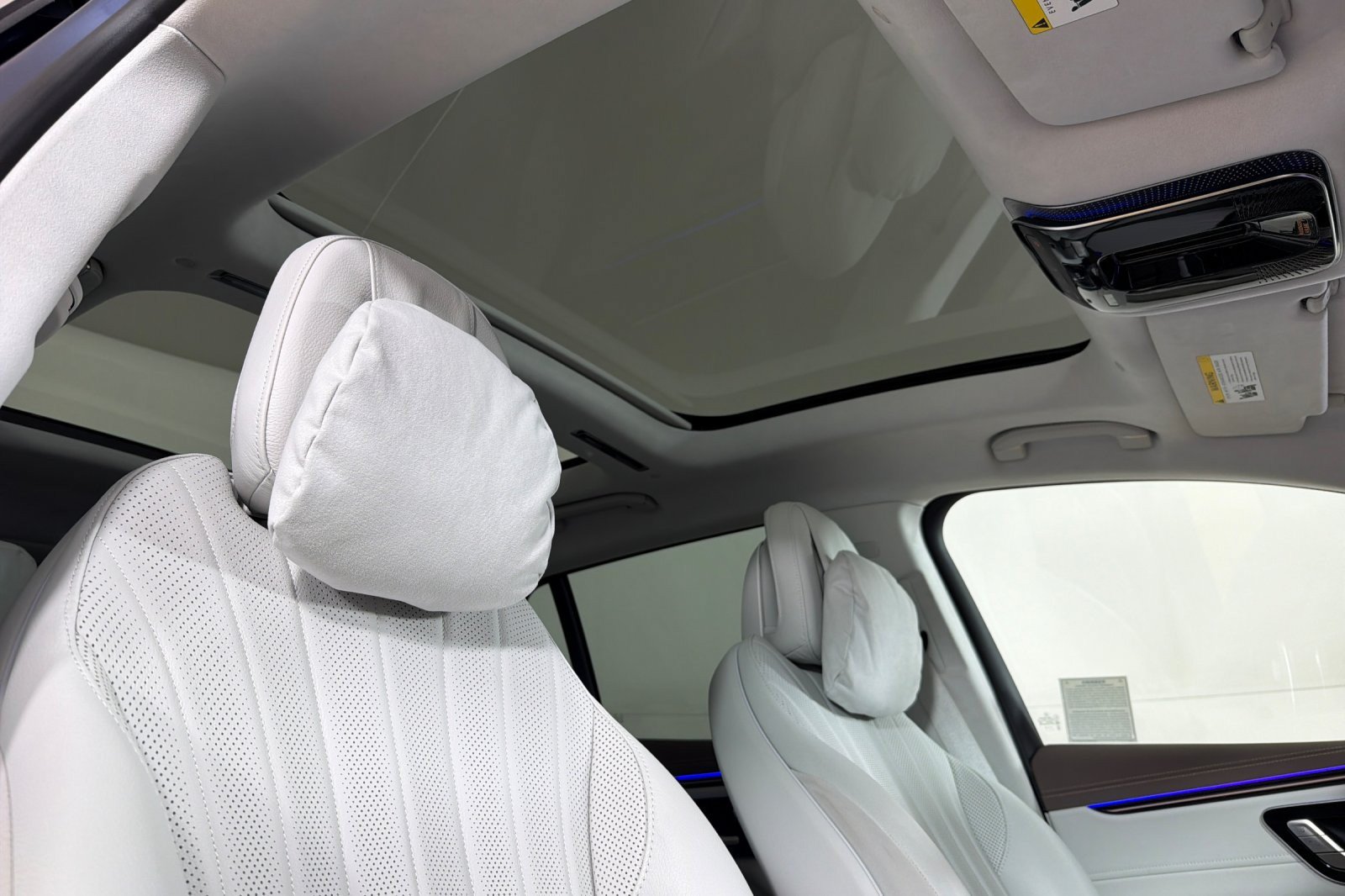 Used 2024 Mercedes-Benz EQS 450+ SUV image 15
