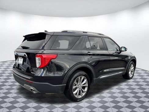 Used 2023 Ford Explorer Limited w/ Equipment Group 301A image 7
