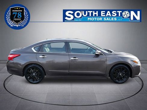 Used 2016 Nissan Altima 2.5 SL w/ 2.5 Technology w/LED Package image 8