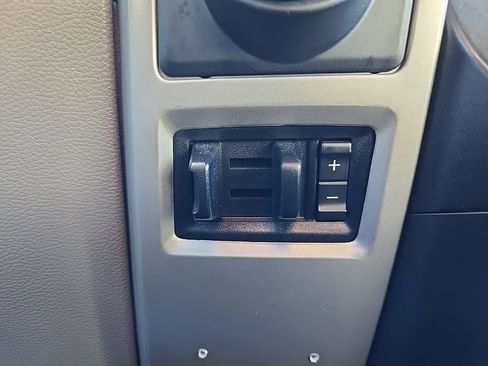 Used 2020 Ford F150 Lariat image 27