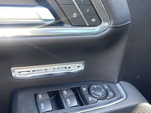 Used 2025 GMC Sierra 1500 Denali w/ Denali Reserve Package AWD/4WD image 6